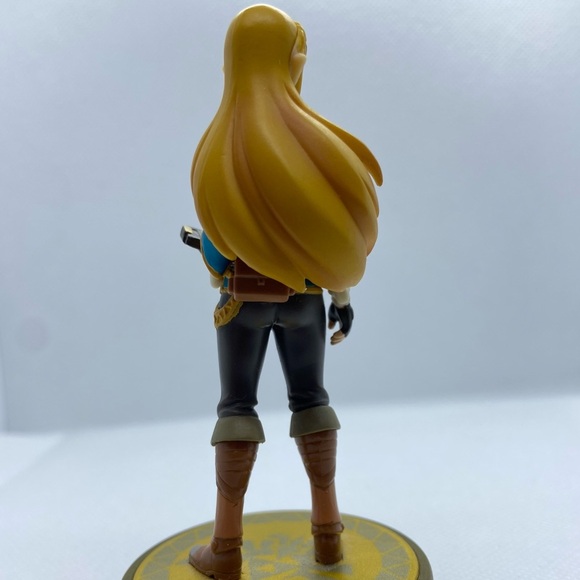 The Legend of Zelda Breath of the Wild - Princess Zelda - Amiibo ๐๐ - Picture 3 of 3